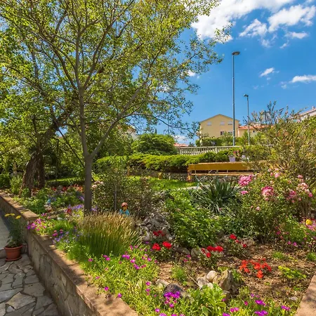 Panos Apartman Novi Vinodolski