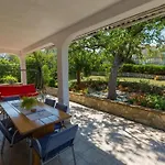 Panos *