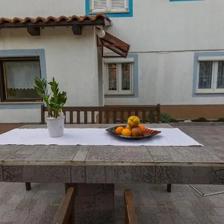 Apartman Panos *