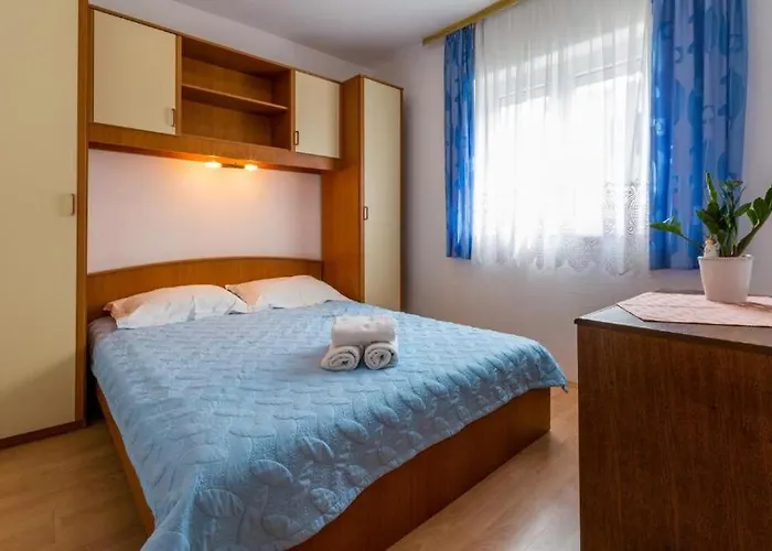 Panos Apartment